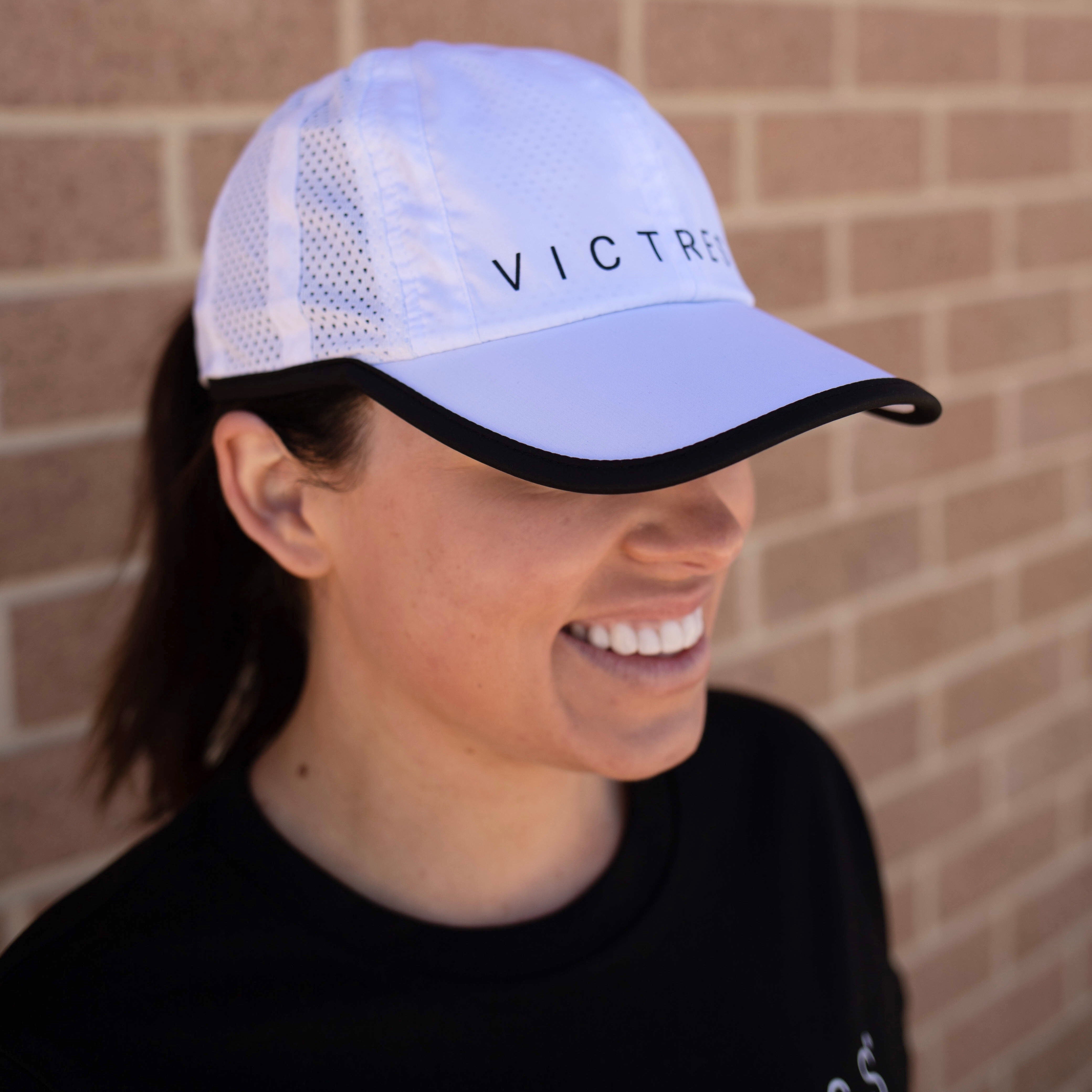 VICTRESS® PRO-CAP  - WHITE